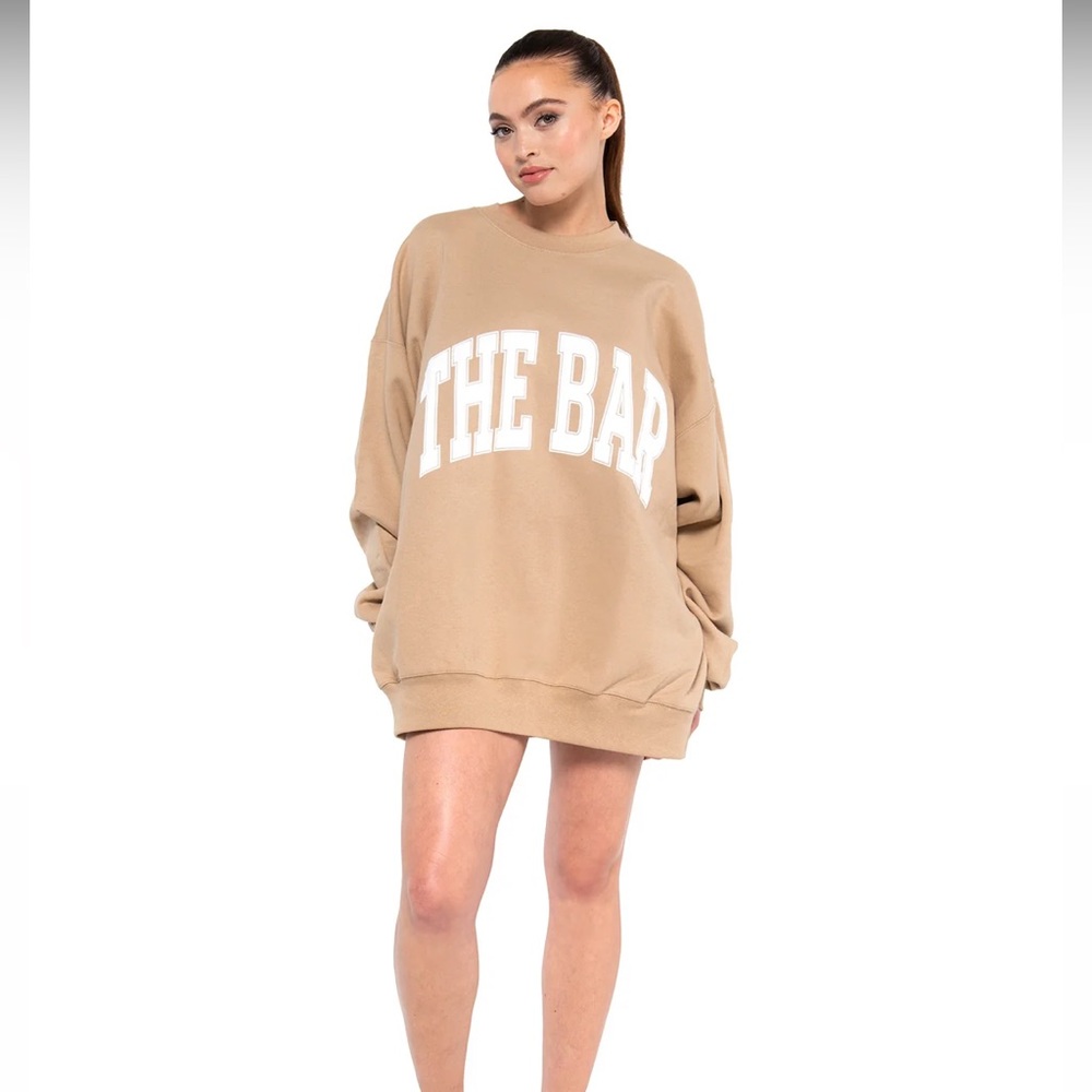 “The Bar” oversized sweatshirt